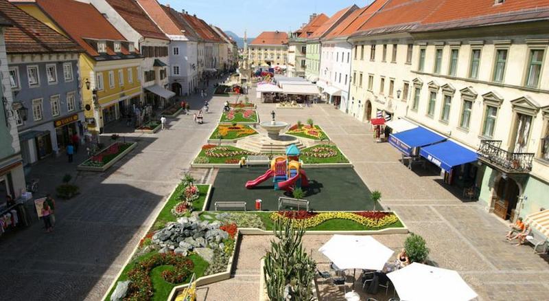 Hotel Die Zeit St. Veit an der Glan Zewnętrze zdjęcie